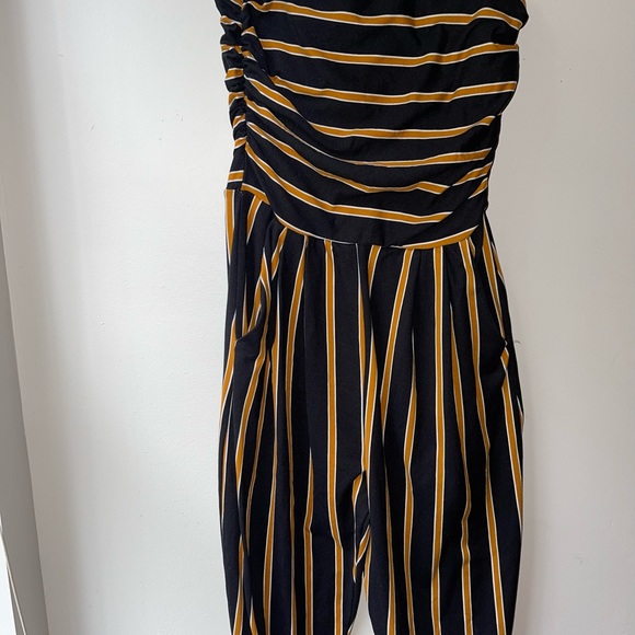 Comfortable stretchy - Picture 2 of 5